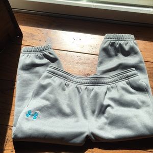 Under Armour loose fit cropped joggers